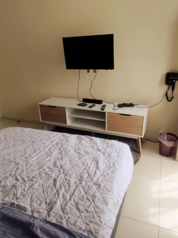Happy Family Horizon Suite - Near Xiamen-Klia Netflix Kampong Melot Exterior foto